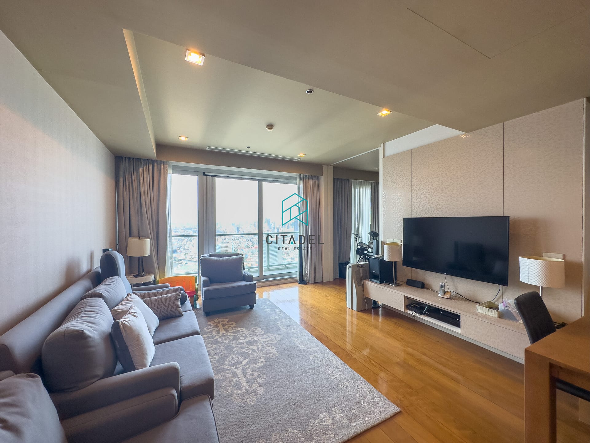 The River Condominium, 2 Beds Condo for Sale Citadel